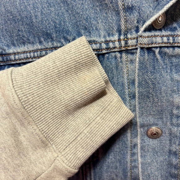 Levis Vintage Fit Trucker Denim Jacket‎ Light Wash Blue Gray Hoodie XL Hooded - Picture 6 of 9